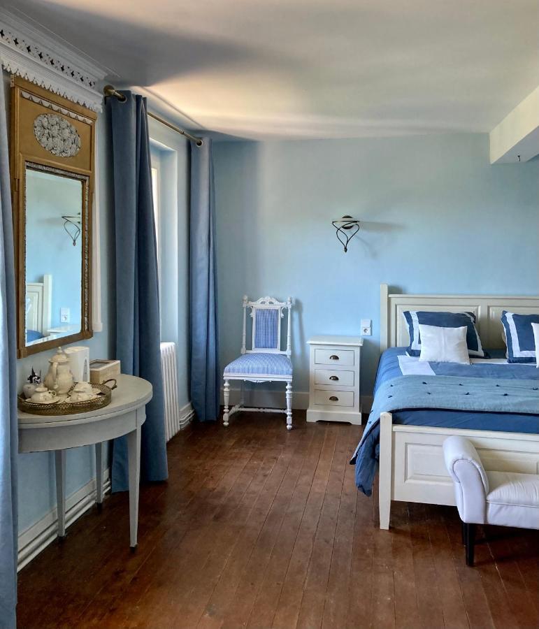 Domaine De Menerque - Petit Chateau Avec Piscine Lisle-sur-Tarn エクステリア 写真